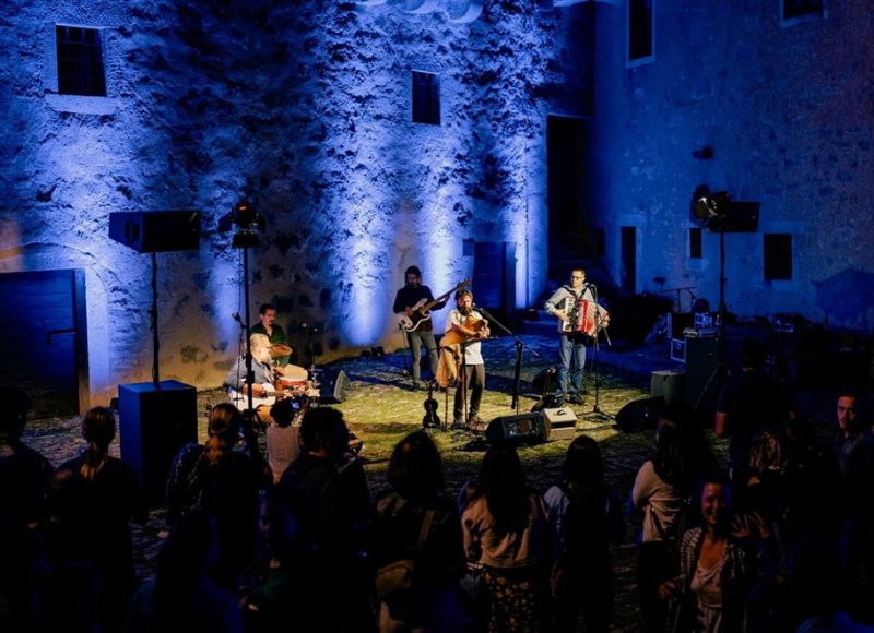 VEJA (koncert) / MALO GRABLJE