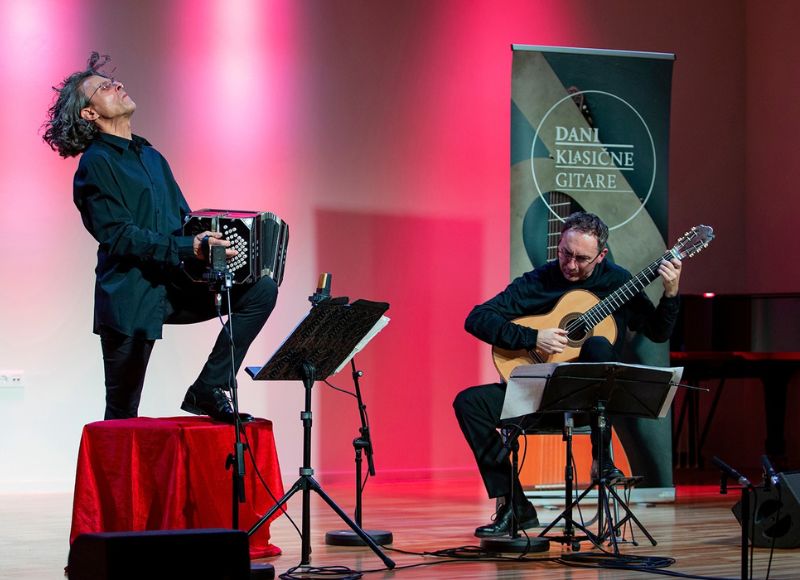 14. Dani klasične gitare / Duo Bandini - Chiacchiaretta (gitara - bandoneon) / Tango i Folia - 25 godina zajedno